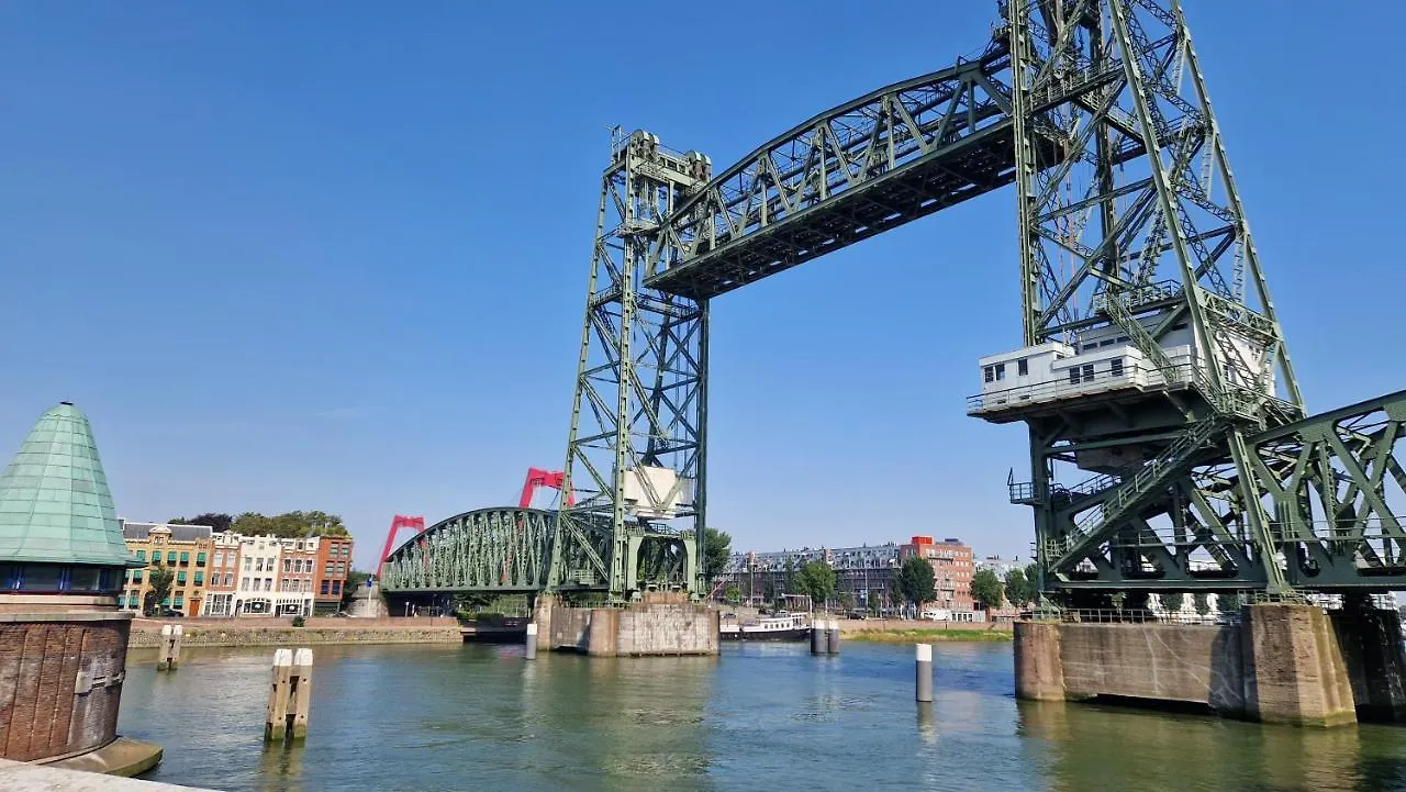 Homestay The Lilly House Apartment Rotterdam Netherlands